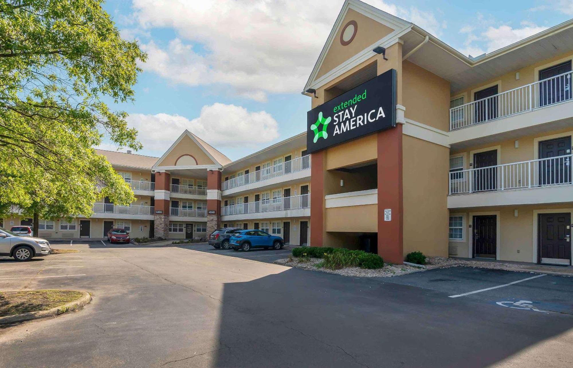Extended America - Virginia - Independence Blvd 2*