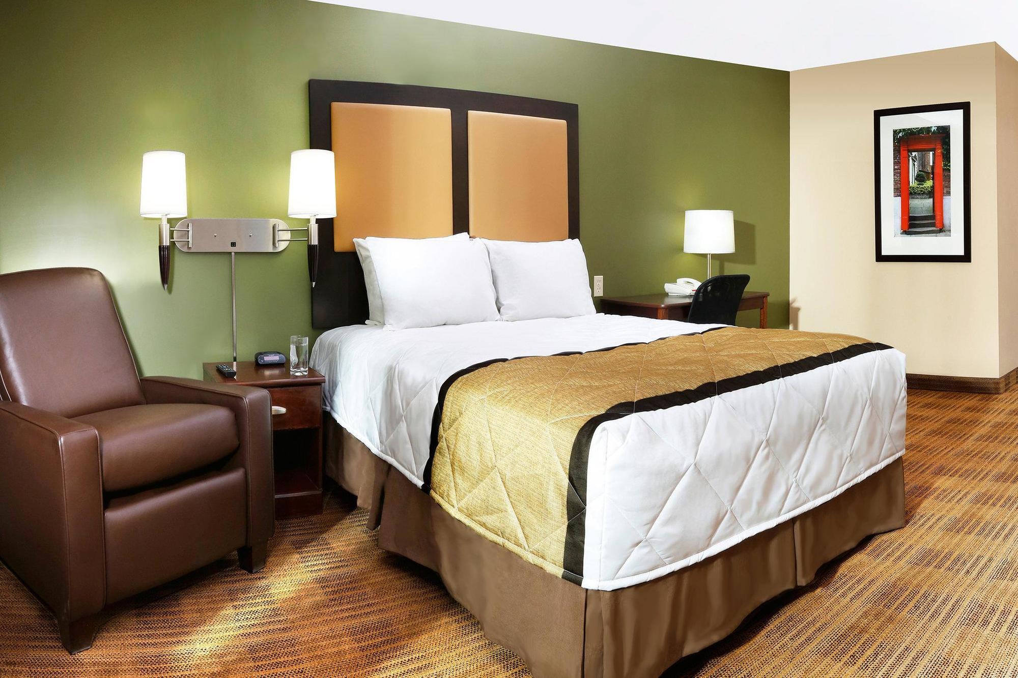 Extended America - Virginia - Independence Blvd Hotel