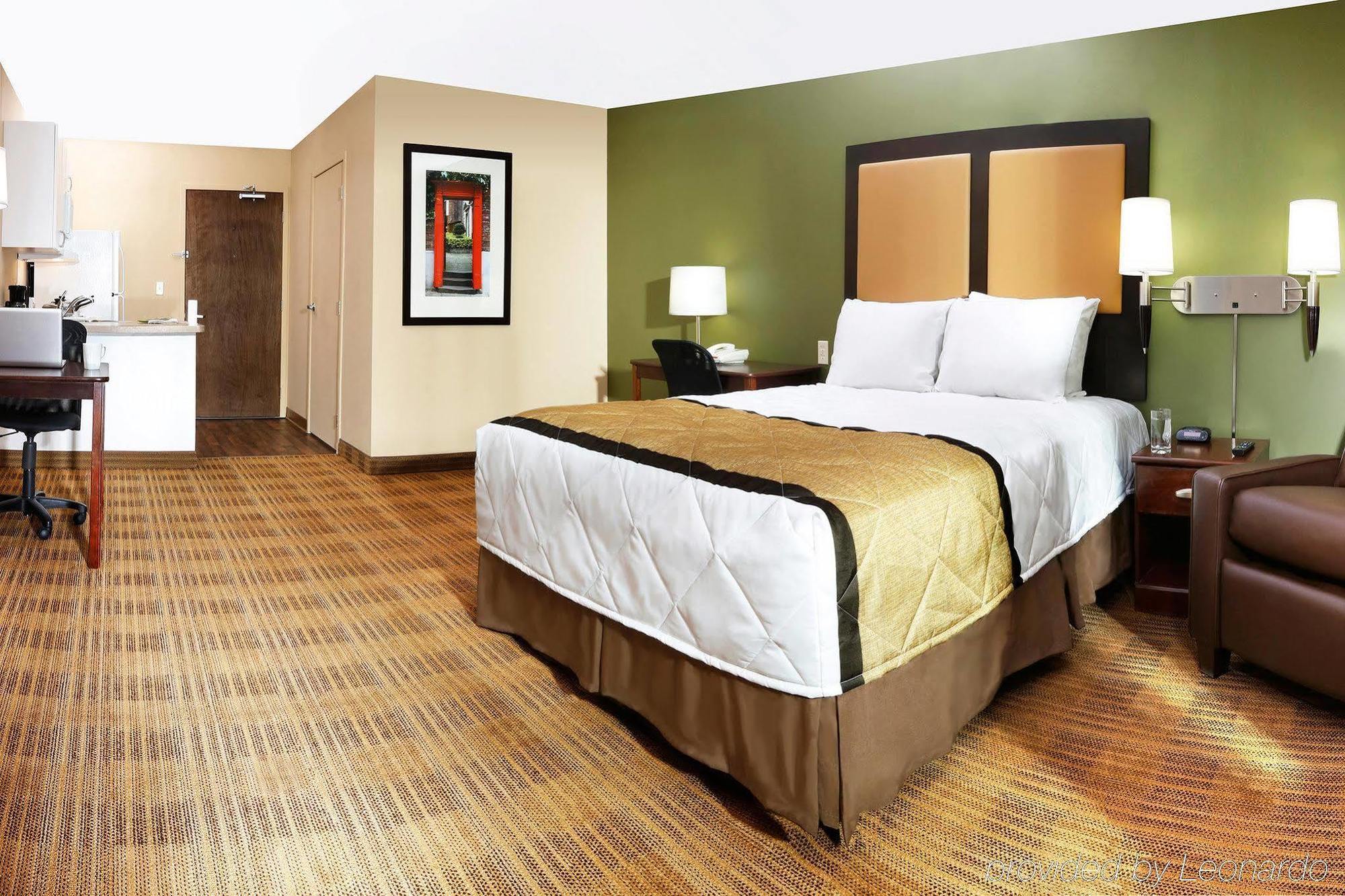 Hotel Extended America - Virginia - Independence Blvd 2*