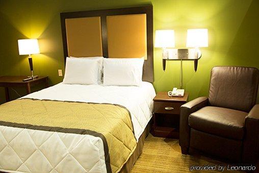 Extended America - Virginia - Independence Blvd Hotel